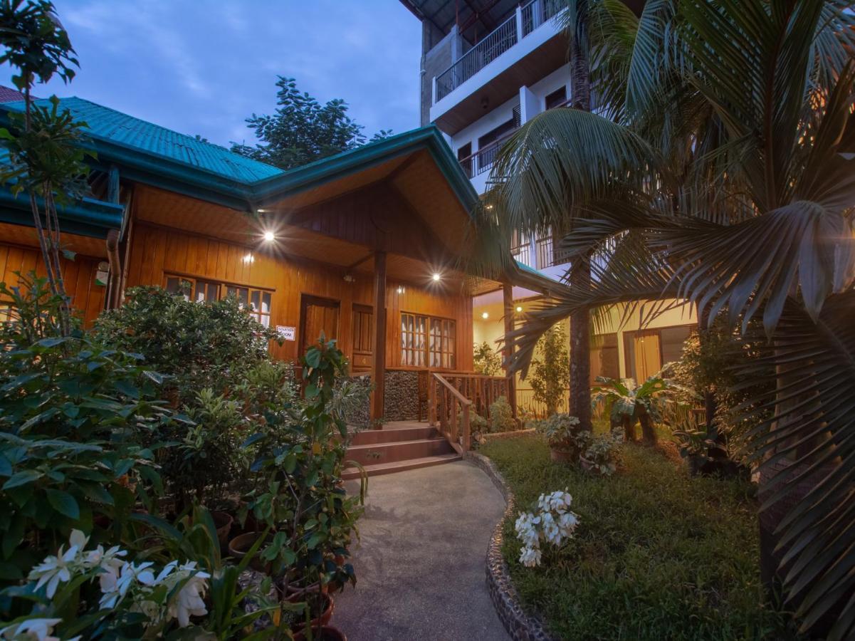 Jurias Garden Hotel Ел Нидо Екстериор снимка