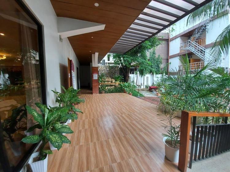 Jurias Garden Hotel Ел Нидо Екстериор снимка