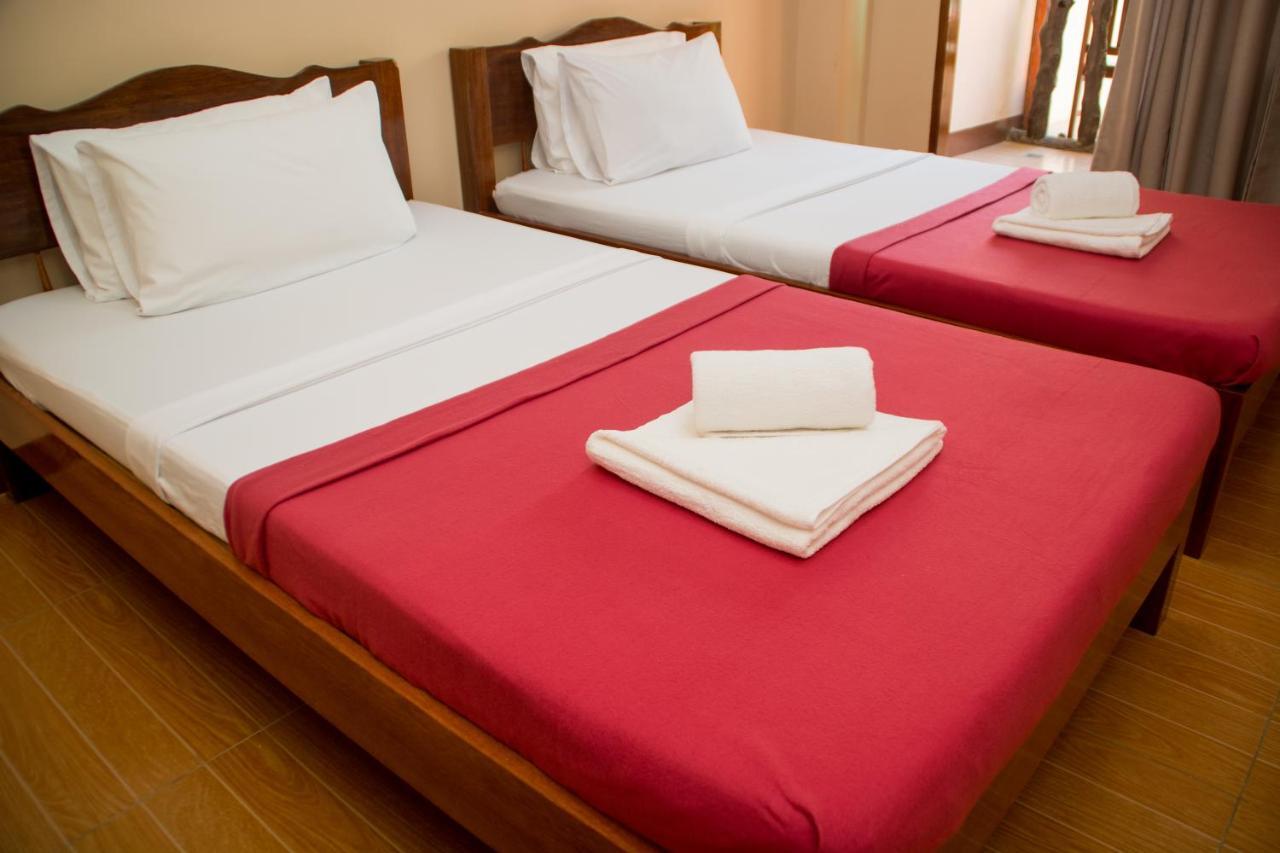 Jurias Garden Hotel Ел Нидо Екстериор снимка